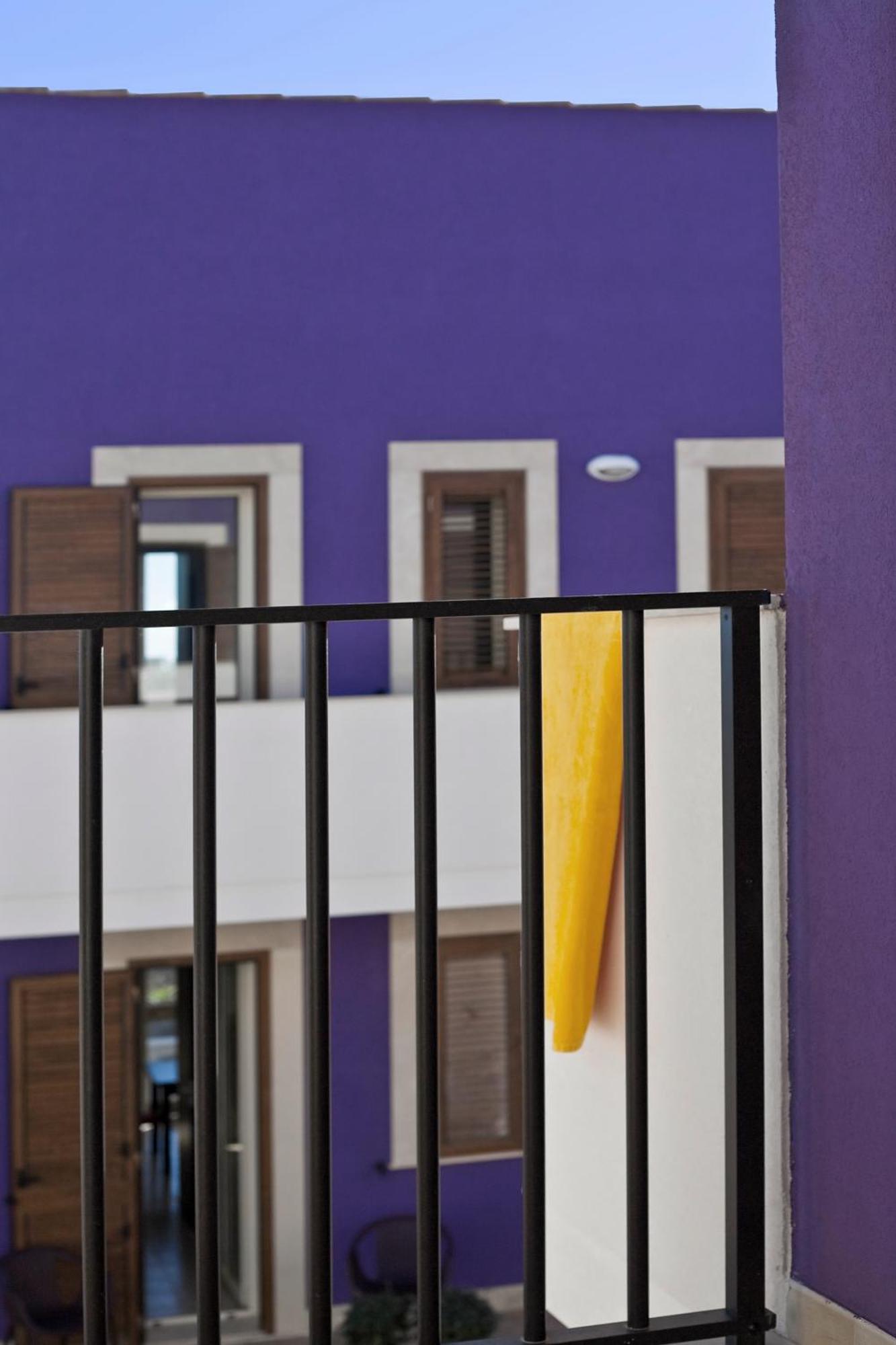 Blu Modicamare Aparthotel มารีนาดิมอดิกา ภายนอก รูปภาพ